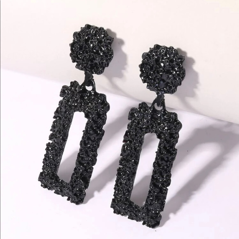 Heavy Set Earrings